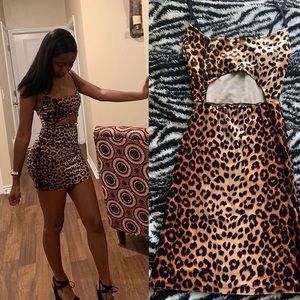 My older sister’s dress !!